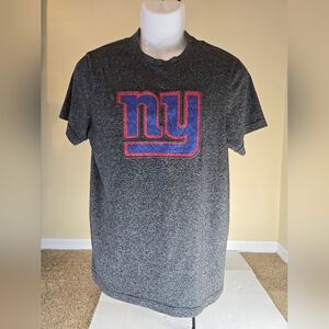 Majestic NY Giants T Shirt Size Medium Jersey Material NY Logo
